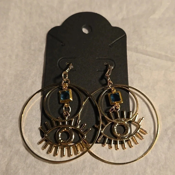 3/ $15 New Gold Color Evil Eye Earrings - Picture 3 of 3